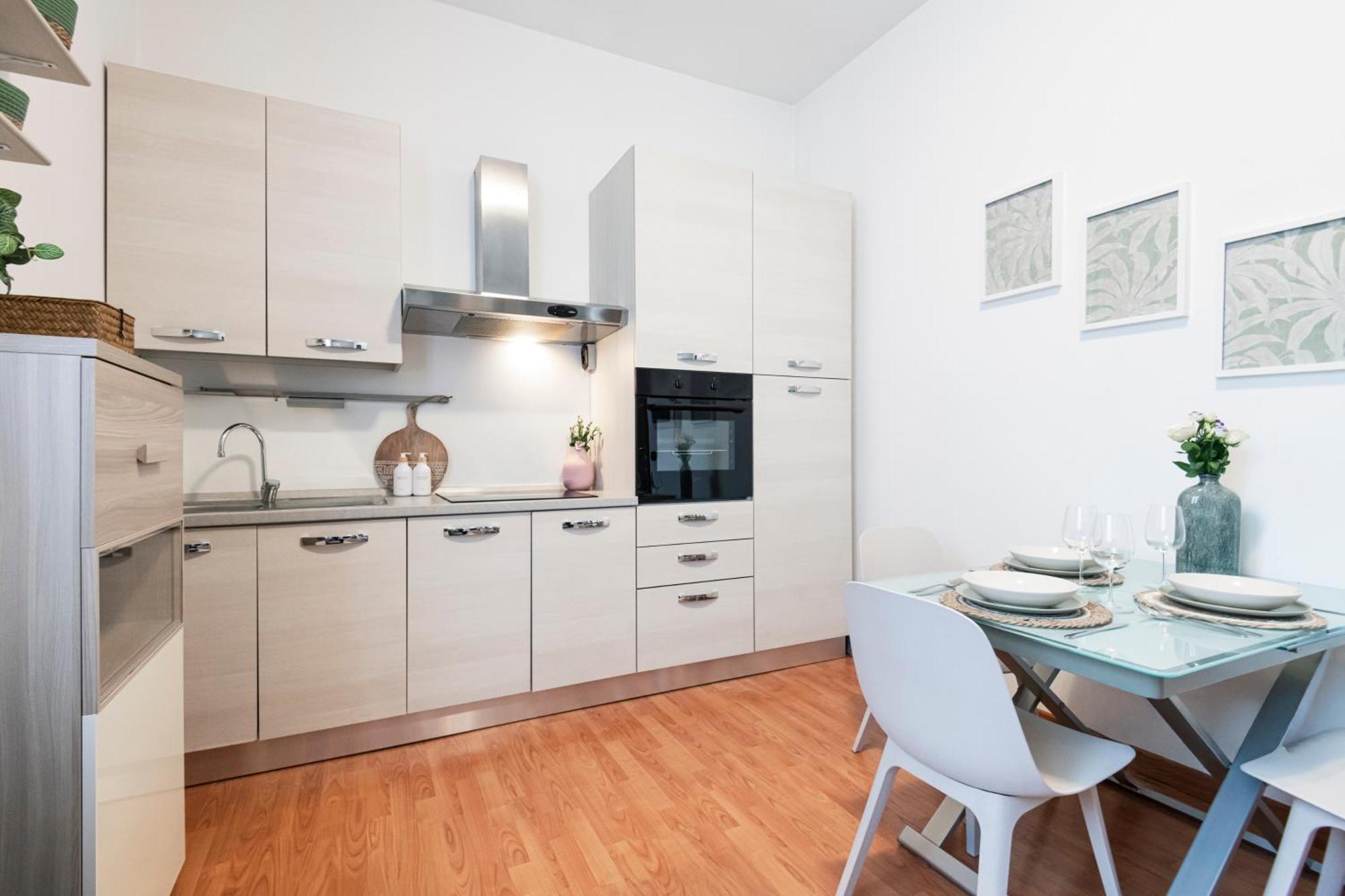 Cozy Apartament In Piazza 5 Giornate By Easylife Milano Exterior foto
